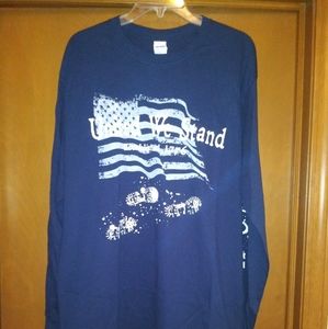 "United We Stand" large long sleeved tee